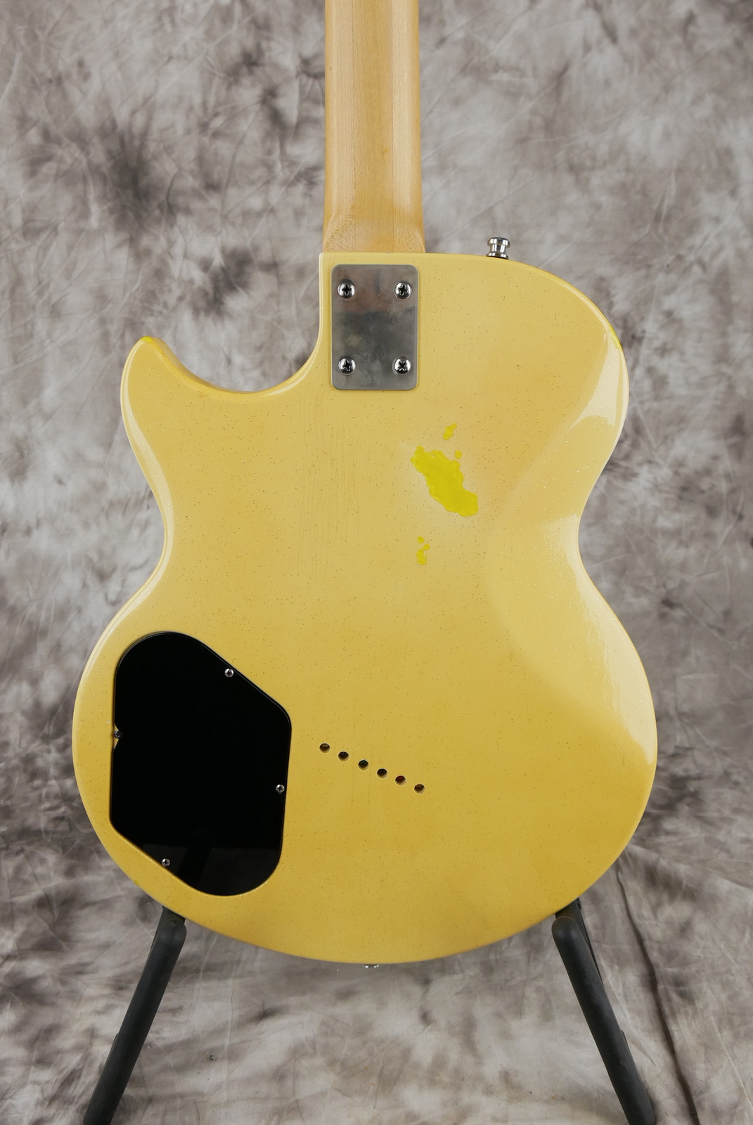 img/vintage/5278/Gibson_L6S_Deluxe_USA_champagner_sparkle_1975-004.JPG