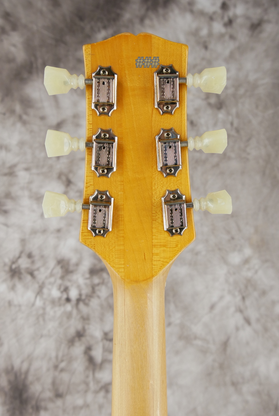 img/vintage/5278/Gibson_L6S_Deluxe_USA_champagner_sparkle_1975-010.JPG