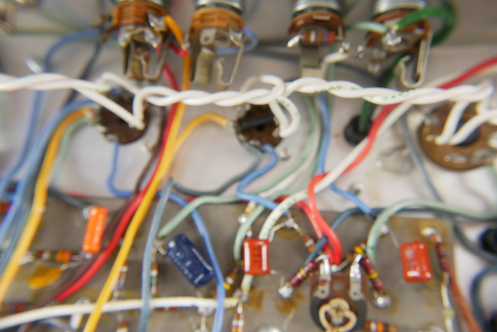 img/vintage/5282/Fender_Princeton_Reverb_II_black_Rivera_1983-019.JPG