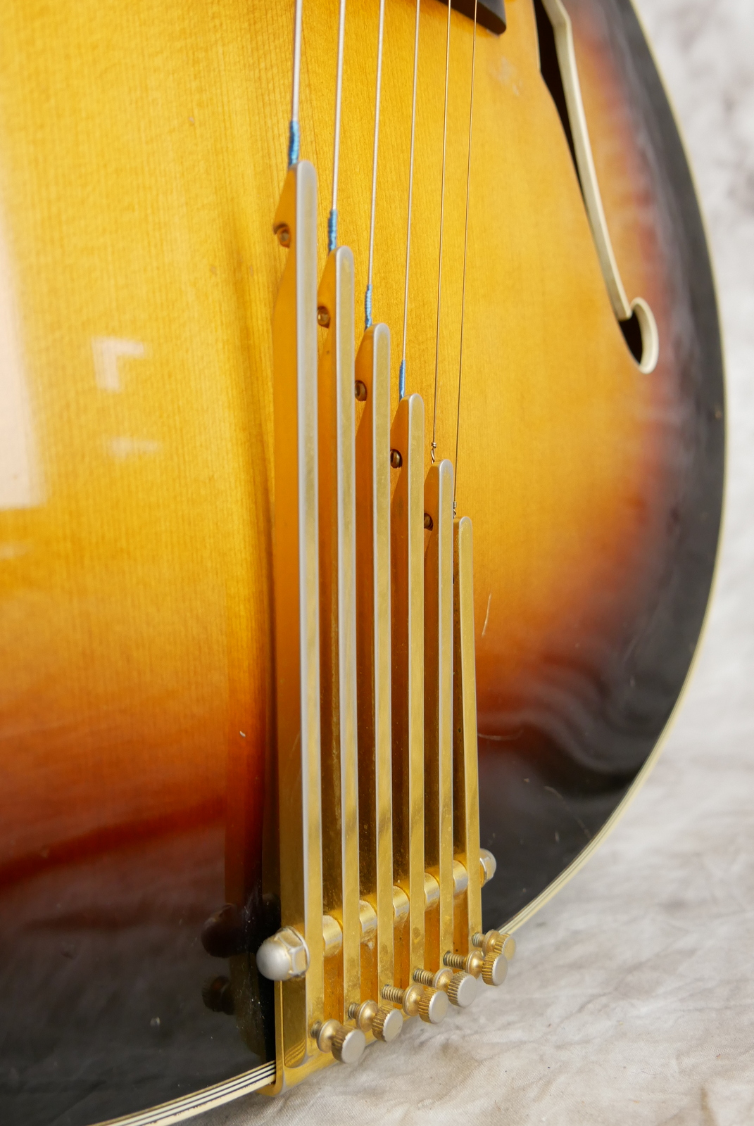 Gibson_Johnny_Smith_1_Pickup_sunburst_1979-015.JPG