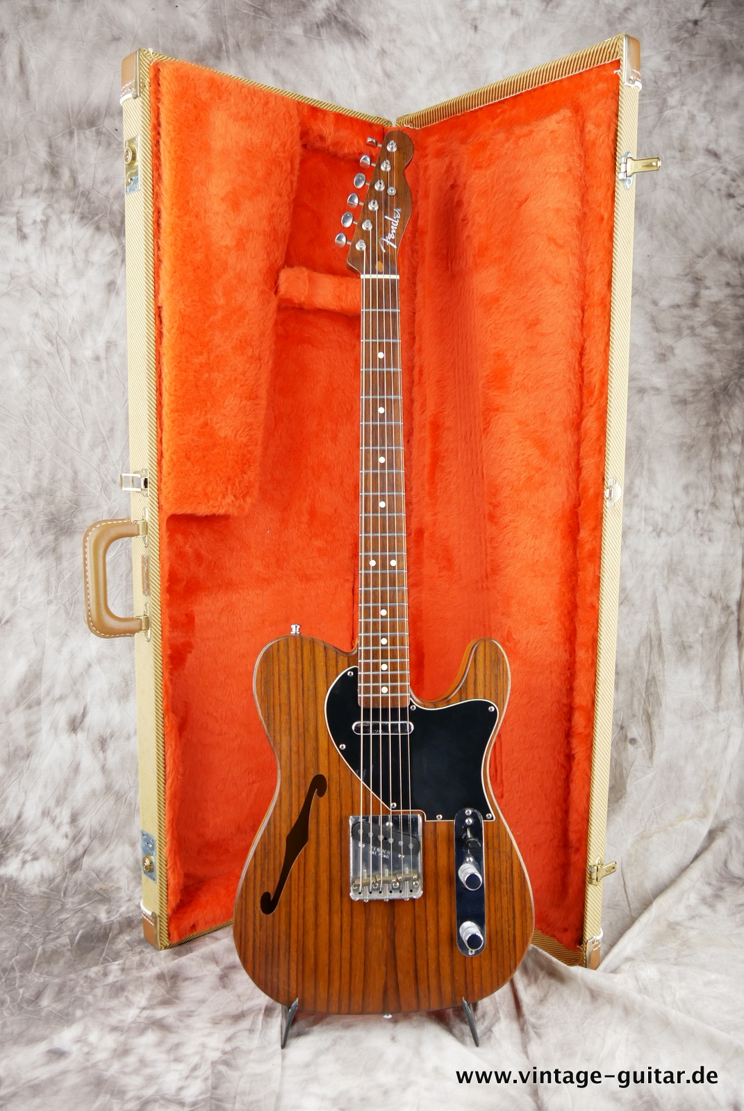 Fender_Telecaster_Thinline_Custom_shop_rosewood_1994_3,10kg_of25_tweed_case-017.JPG