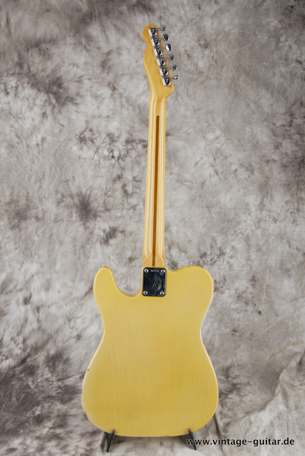 img/vintage/5299/Fender_Telecaster_Bigsby_5_way_switch_1973_blonde_4,2kg-002.JPG