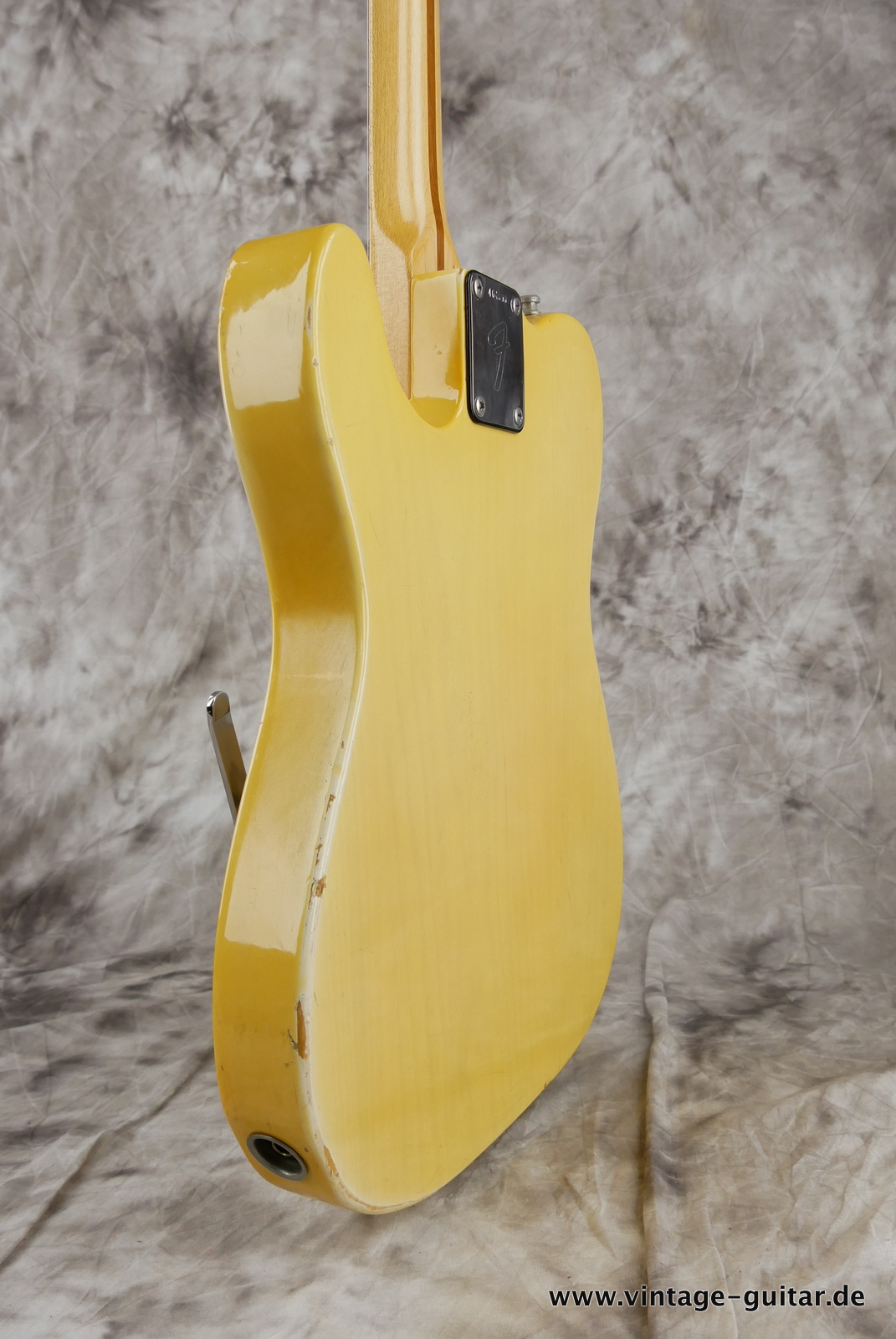 img/vintage/5299/Fender_Telecaster_Bigsby_5_way_switch_1973_blonde_4,2kg-007.JPG