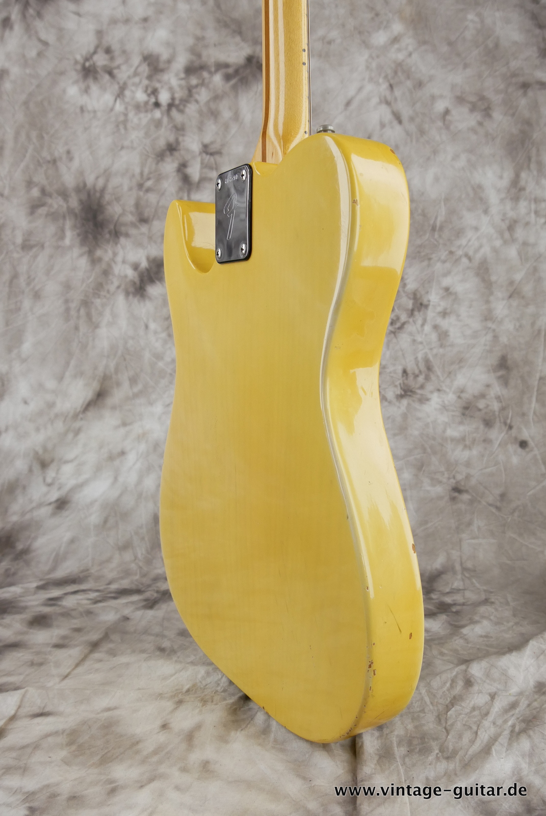 img/vintage/5299/Fender_Telecaster_Bigsby_5_way_switch_1973_blonde_4,2kg-008.JPG