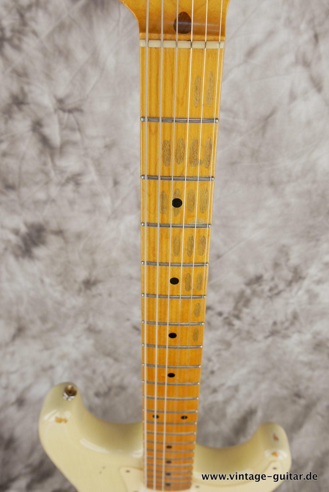 Fender-Stratocaster-1956-Custom-Shop-CS-Relic-2004-009.JPG