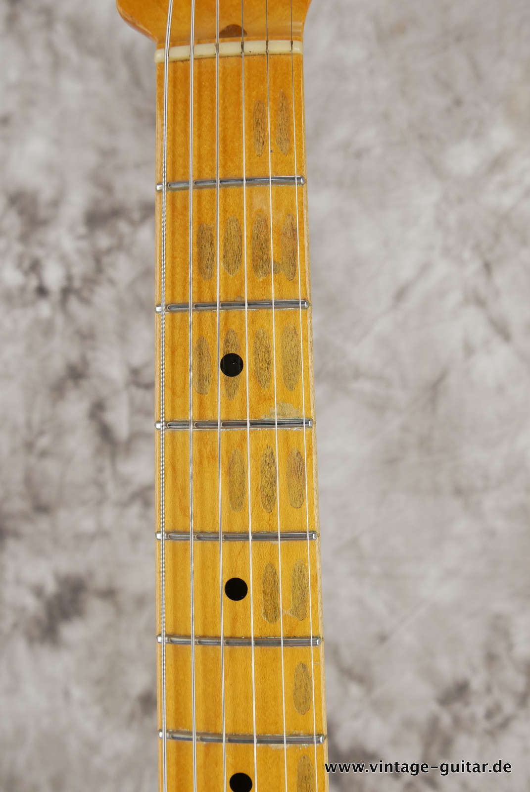 Fender-Stratocaster-1956-Custom-Shop-CS-Relic-2004-013.JPG
