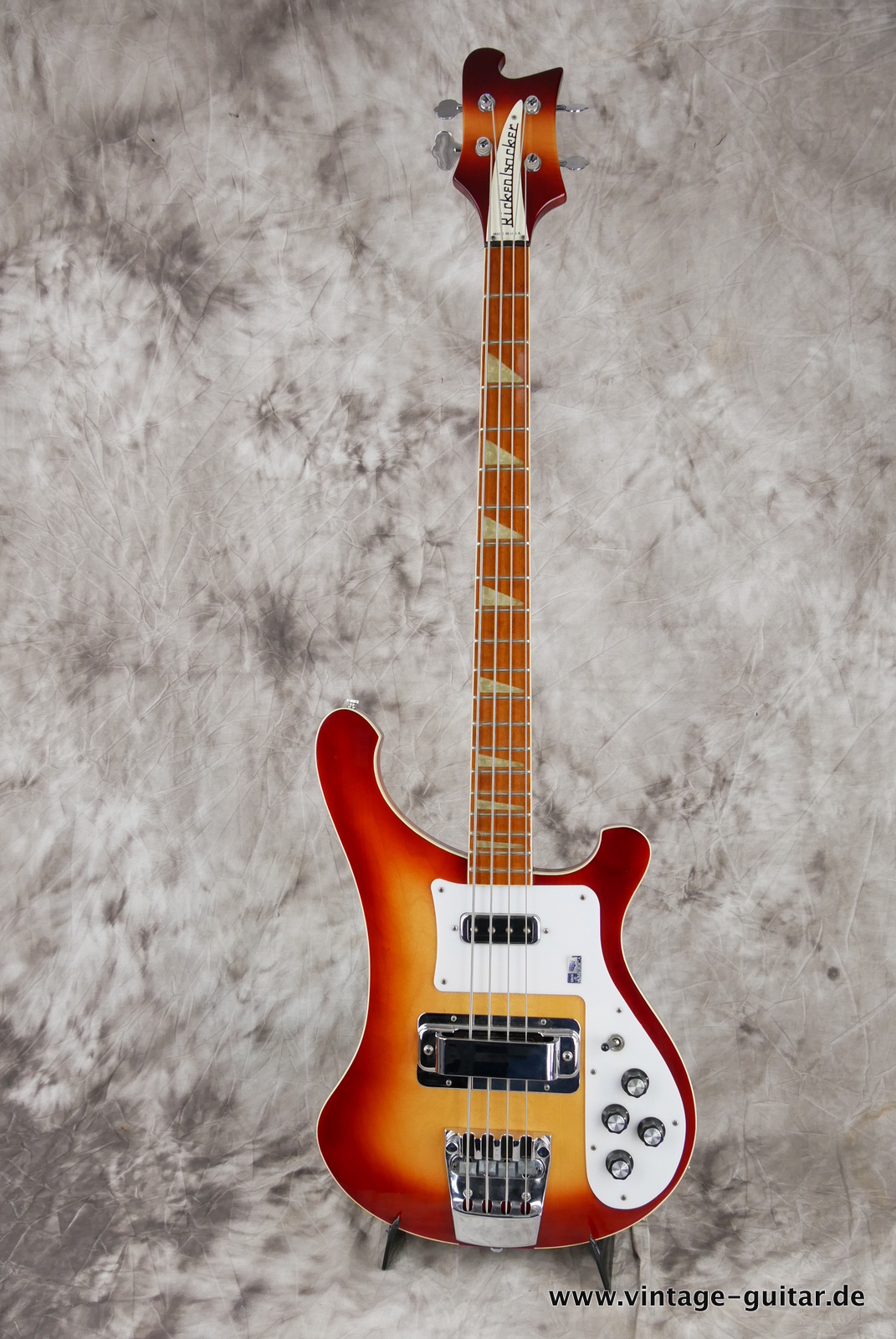 Rickenbacker-4003-1993-fireglo-001.JPG