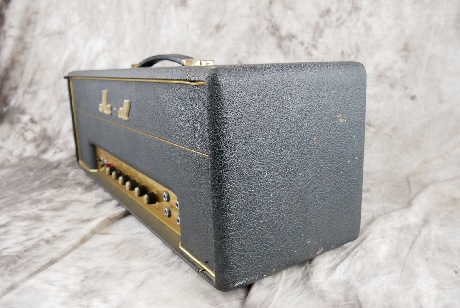 img/vintage/5308/Marshall_JMP_1987_Plexi_Great_Britain_black_1968-005.JPG