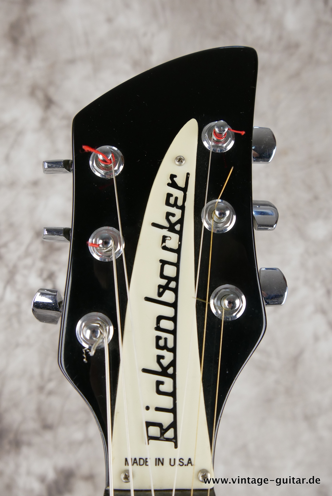 img/vintage/5316/Rickenbacker_350SH_Suanna_Hoff_Hoffs_signature_limited_editiom_1989_jetglo_checkered_binding-029.JPG