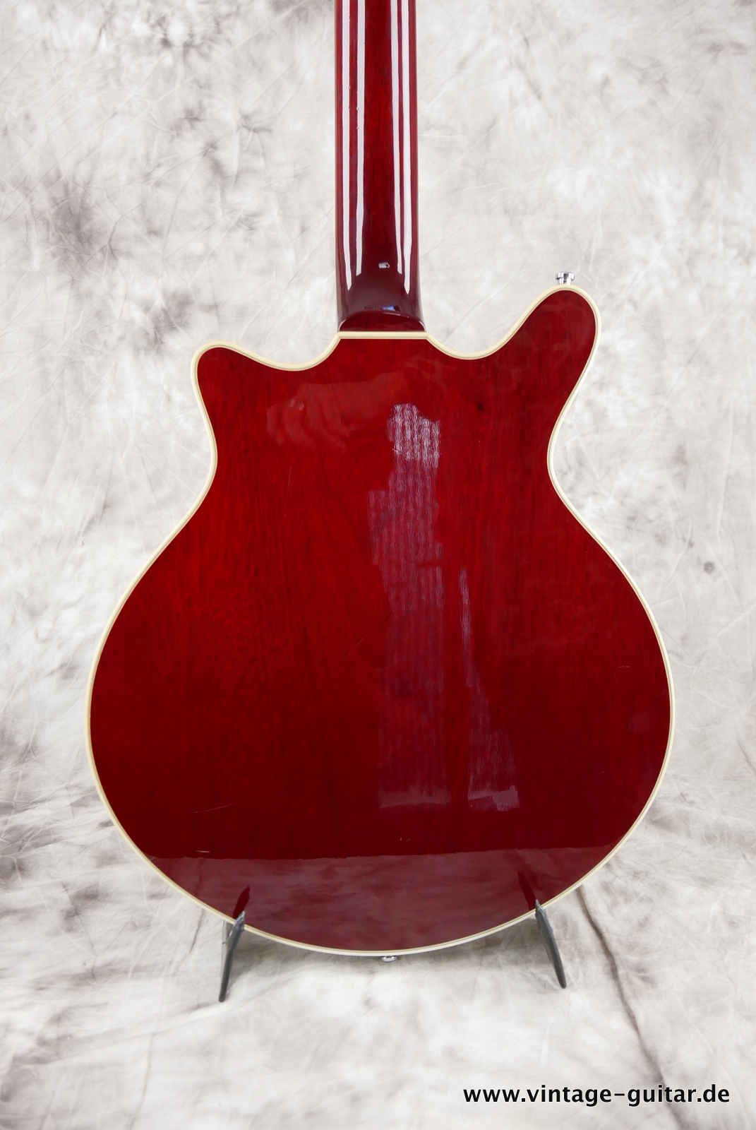 img/vintage/5317/Guild_Brain_May_signature_BM01_red_custom_1993_tremolo-004.JPG