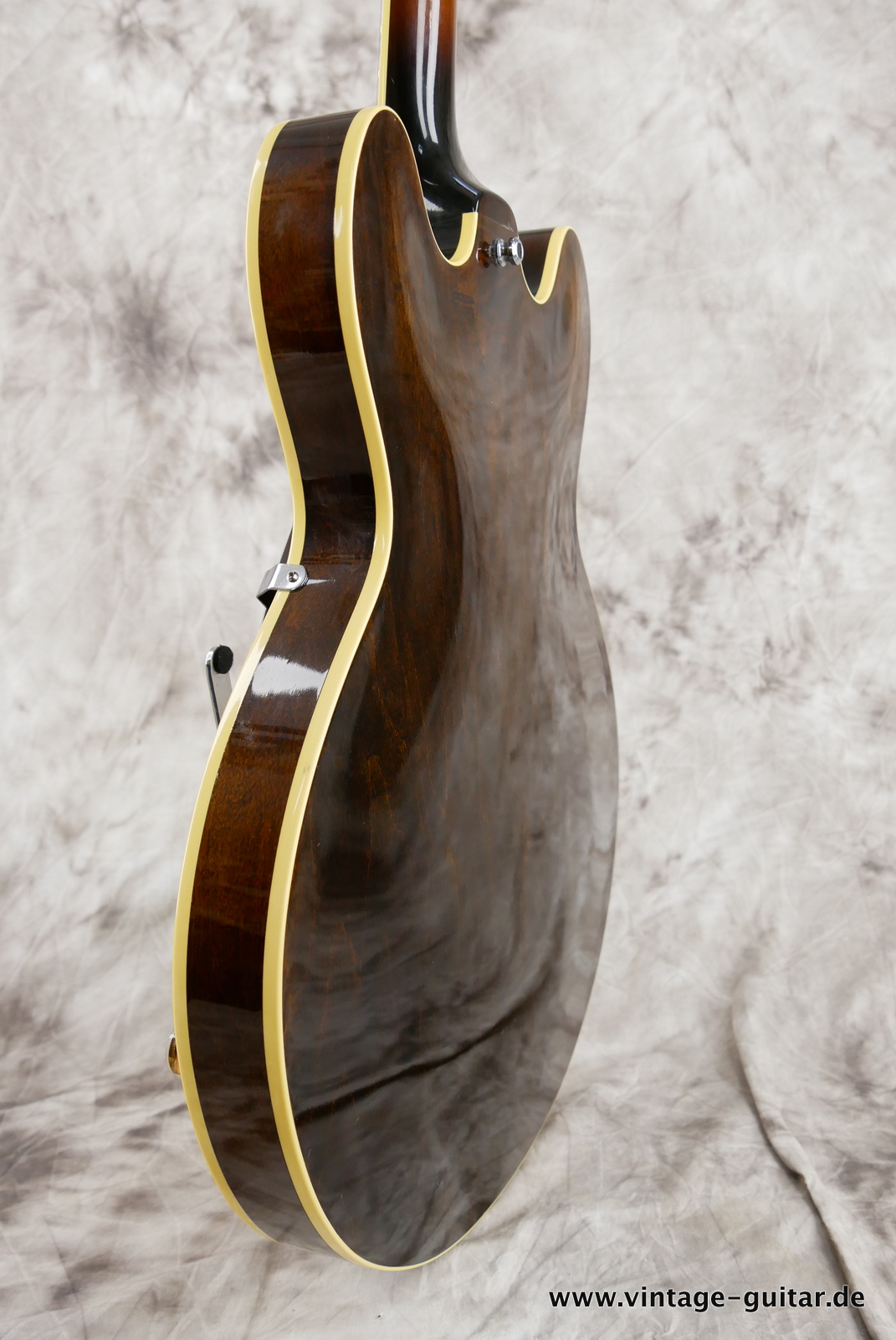 img/vintage/5318/Epiphone_Casino_Revolution_John_Lennon_1965_sunburst_limited_edition_1999-007.JPG