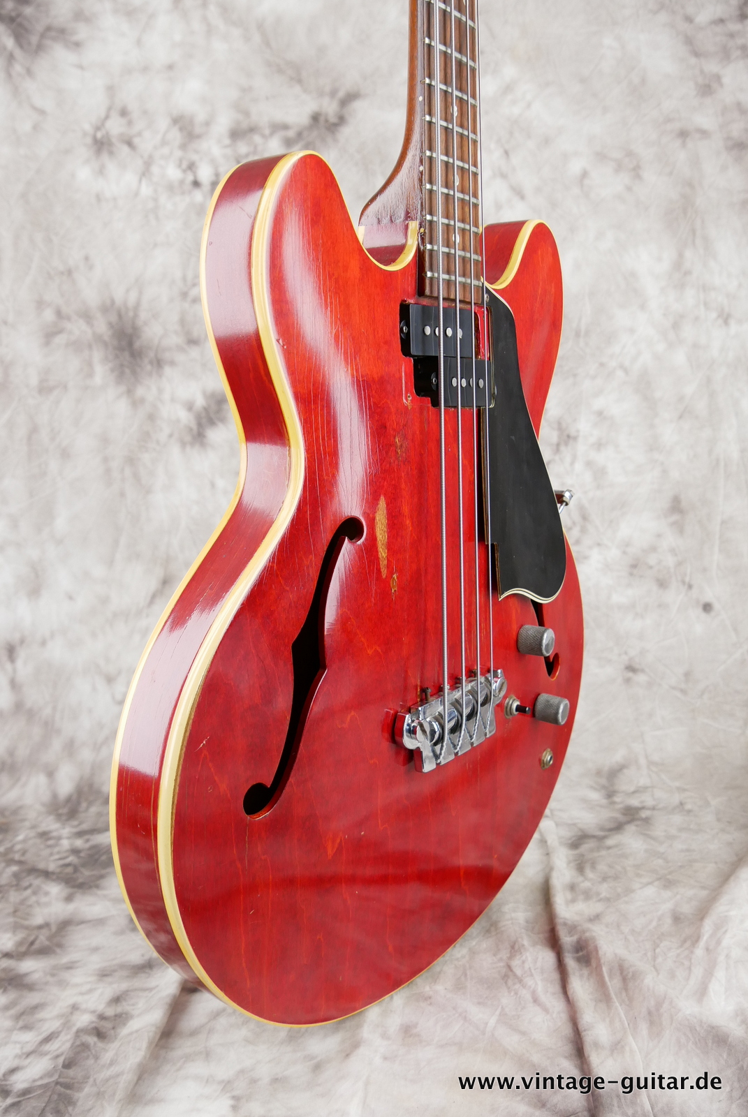 Gibson-EB-2-C-1966-cherry-009.JPG