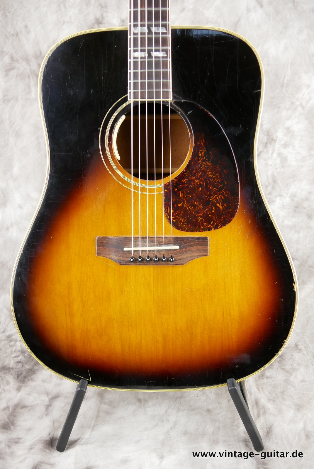Gibson-SJ-1968-sunburst-007.JPG