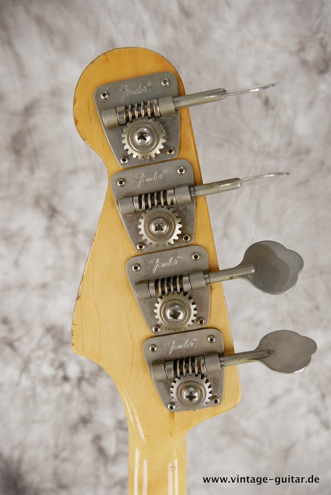 fender-jazz-bass-1979-natural-004.JPG