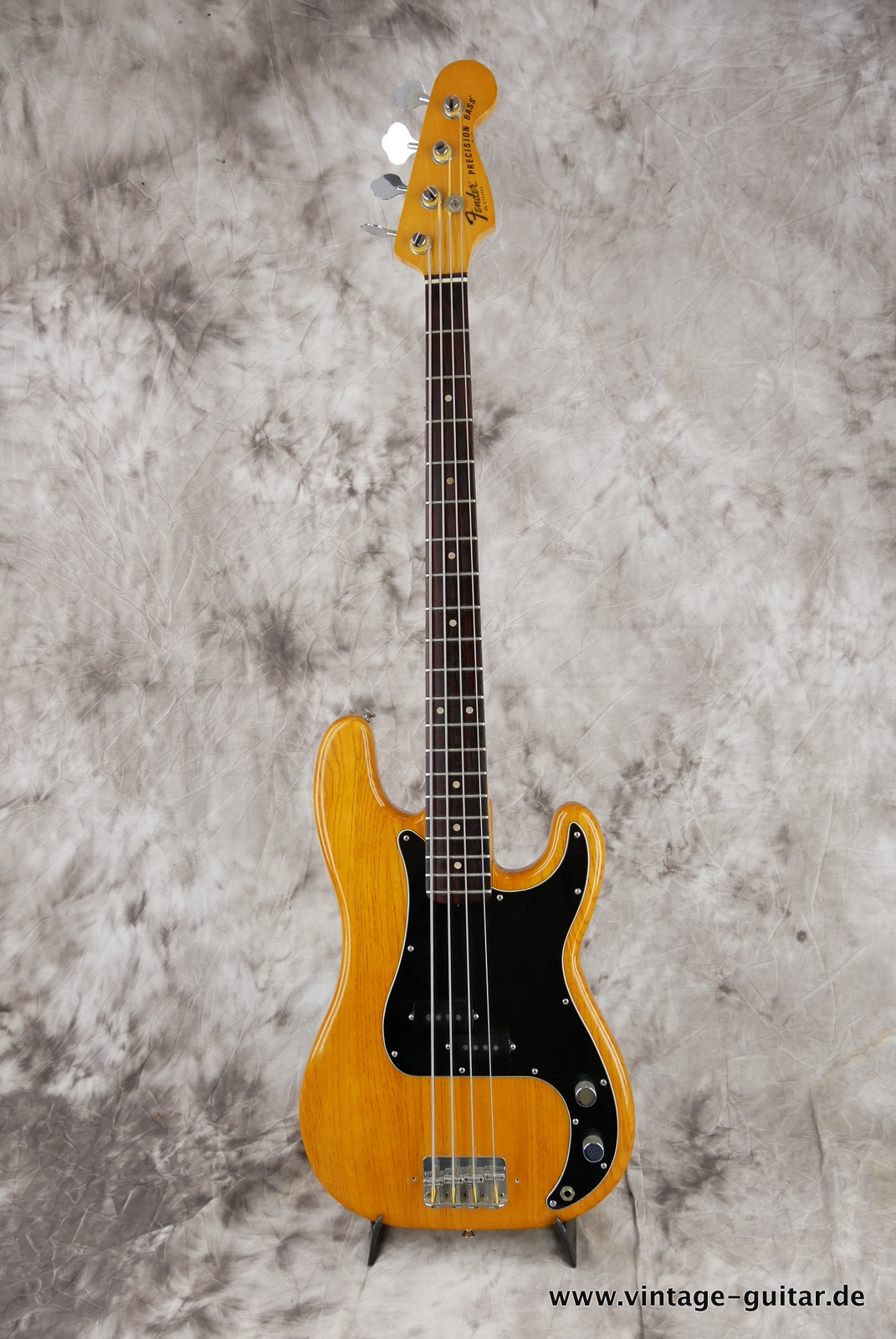 fender-precision-bass-1973-natural-001.JPG