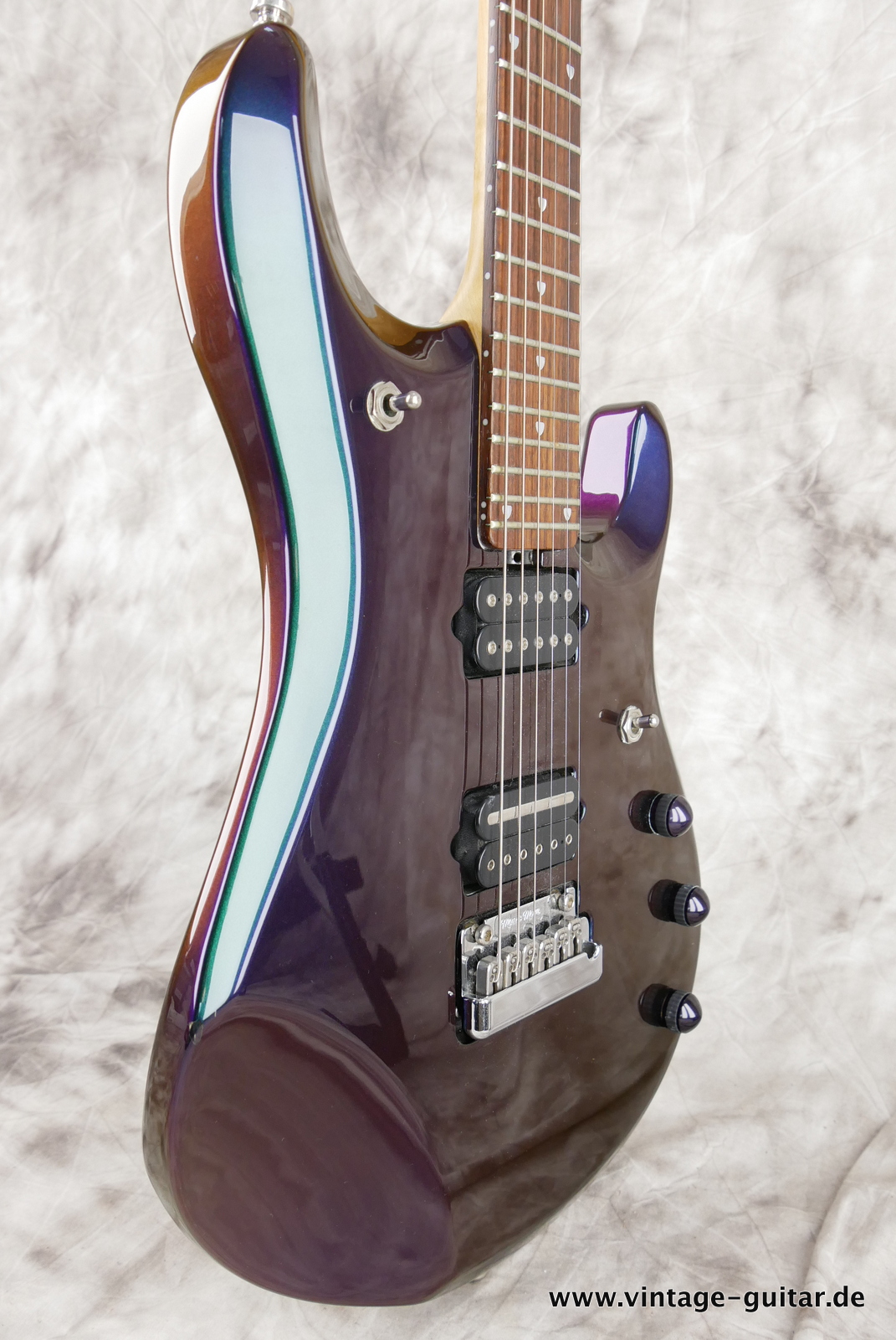 Musicman-John-Petrucci-JP-6-mystic-dream-005.JPG