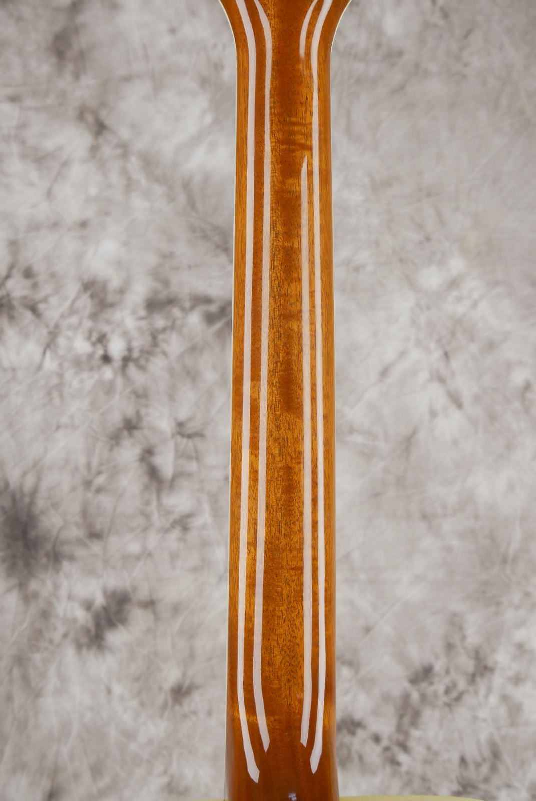 img/vintage/5339/Gibson_Hummingbird_Koa_2021_natural_nearmint_USA_custom_shop-006.JPG