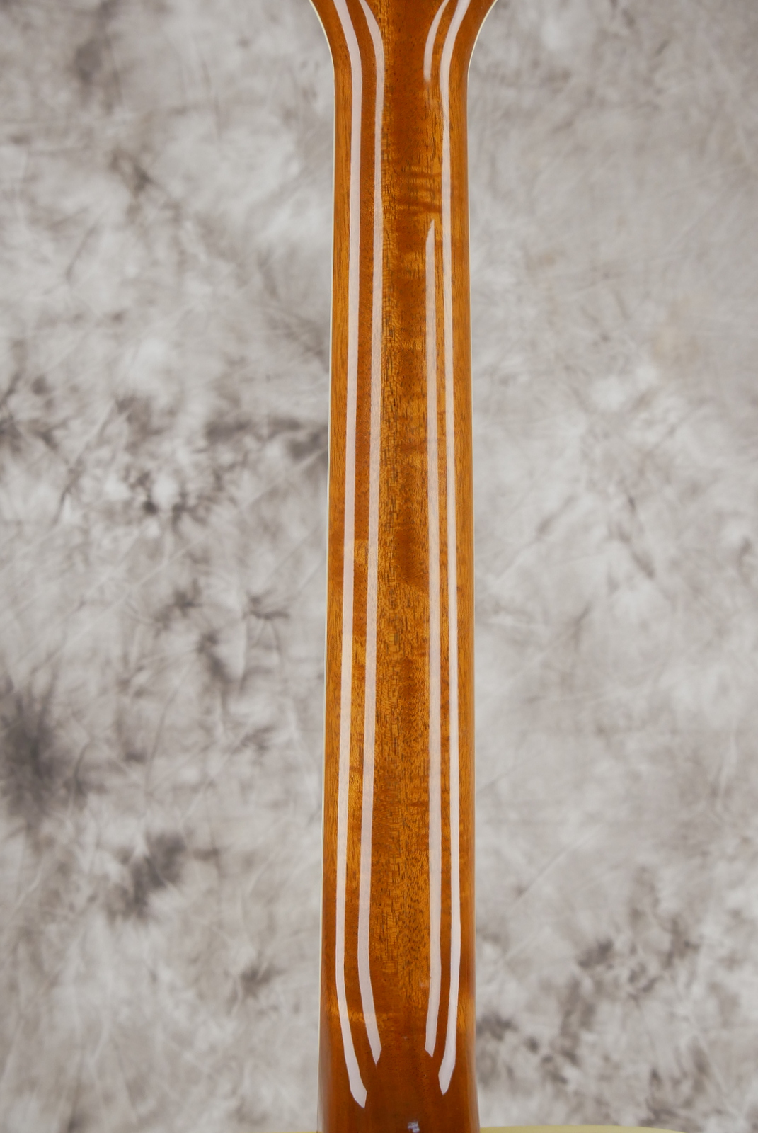 Gibson_Hummingbird_Koa_2021_natural_nearmint_USA_custom_shop-006.JPG