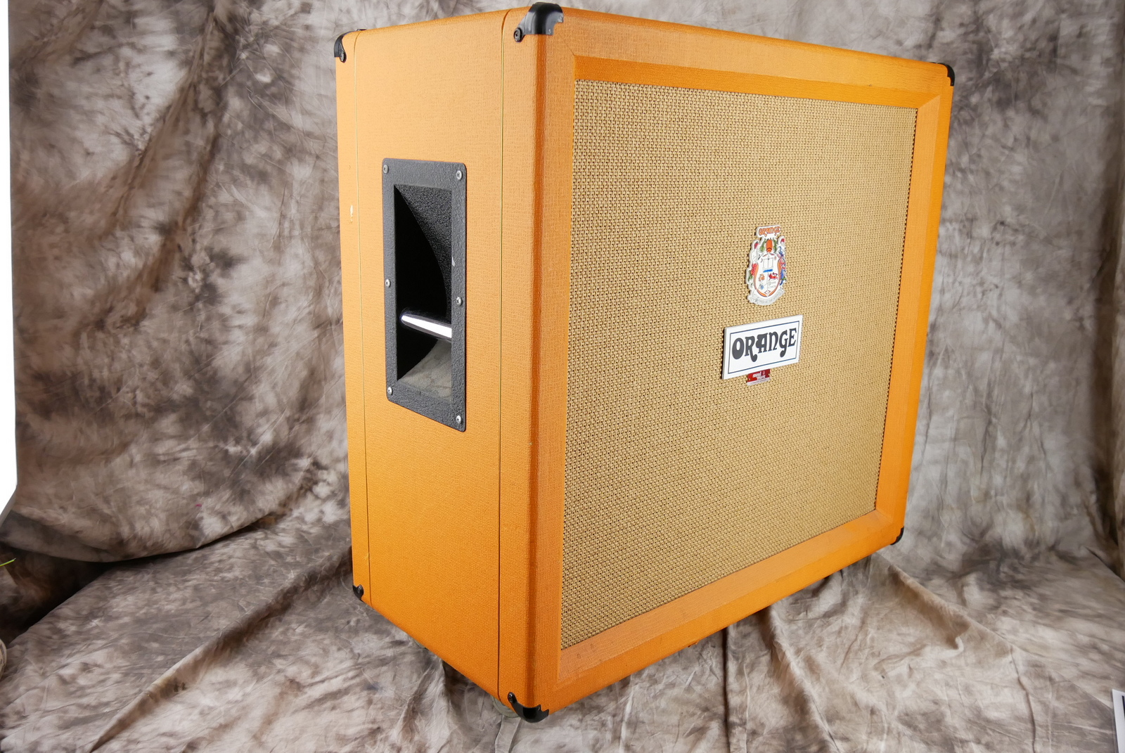 Orange_OR_120_Head_cab_4x12_GB_1975-024.JPG