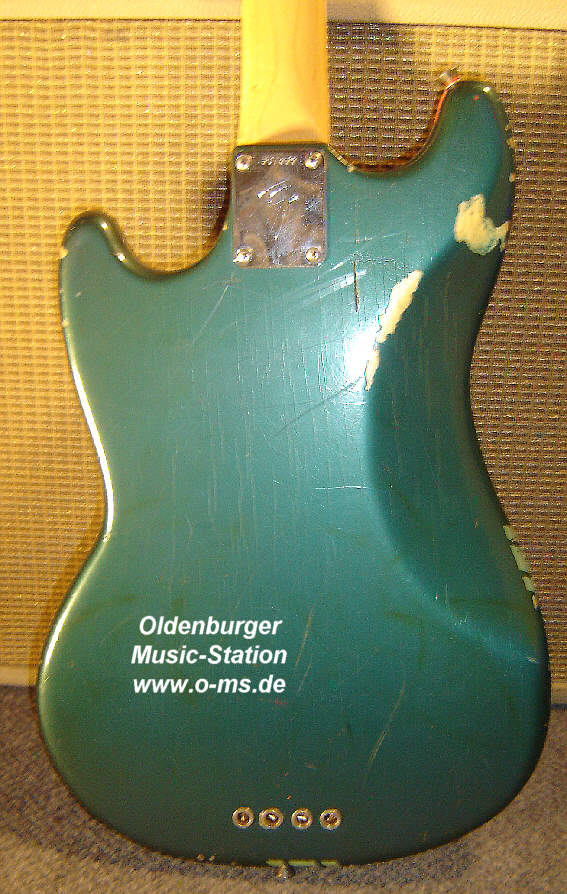 Fender-Mustang-Bass-4.jpg