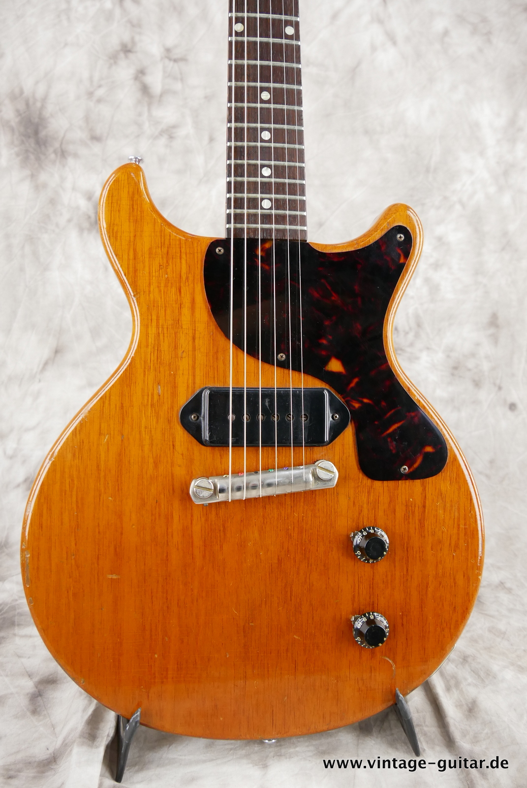 img/vintage/5350/Gibson_Les_Paul_junior_cherry_double_cut_1959-007.JPG