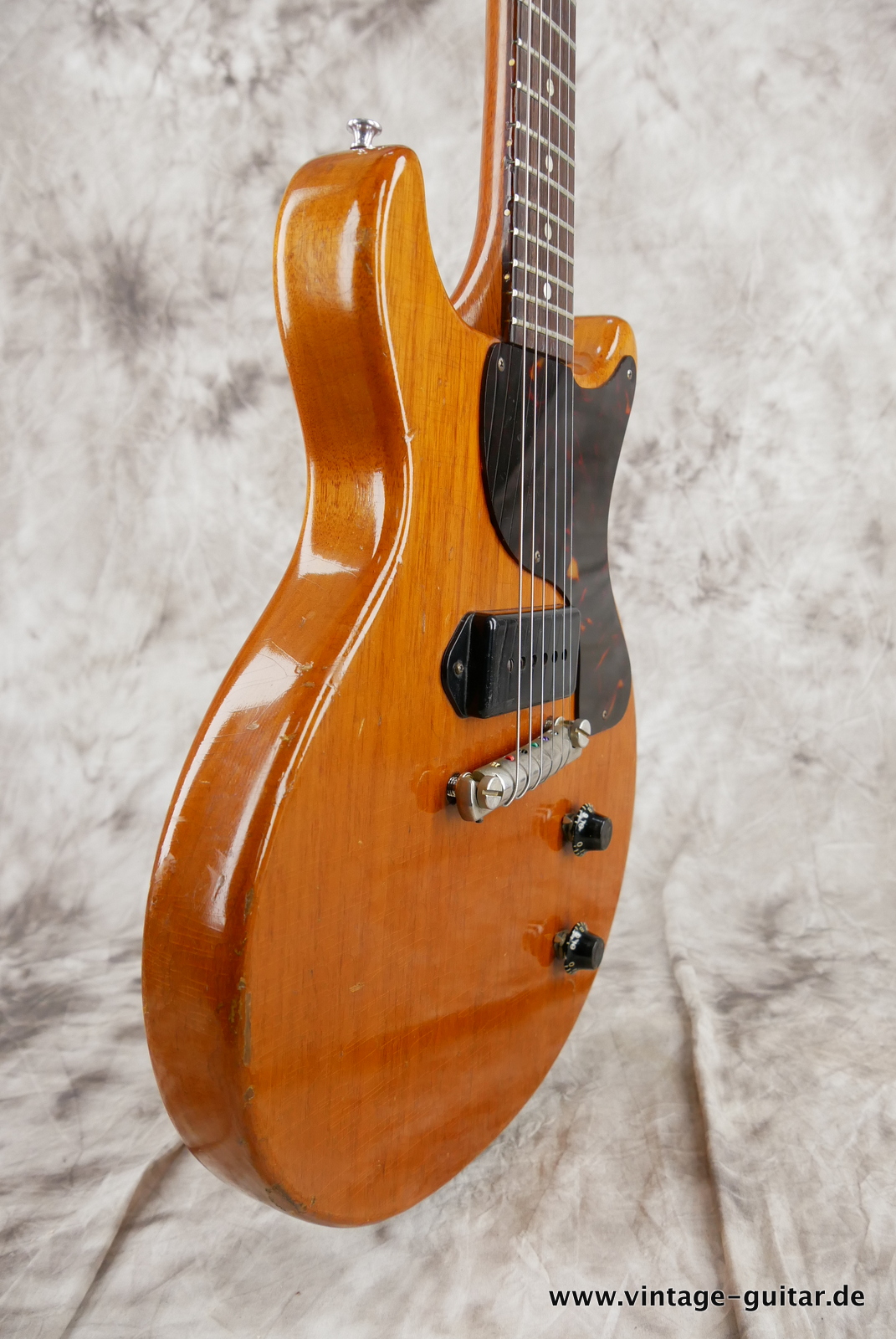 img/vintage/5350/Gibson_Les_Paul_junior_cherry_double_cut_1959-009.JPG