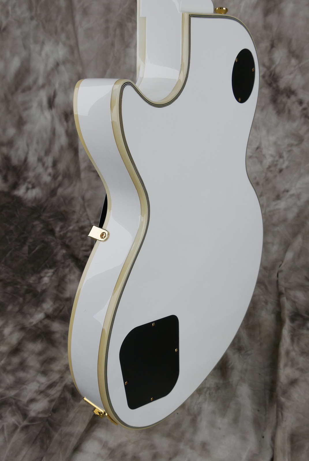 Epiphone_Les_Paul_Custom_white_China_2020-007.JPG