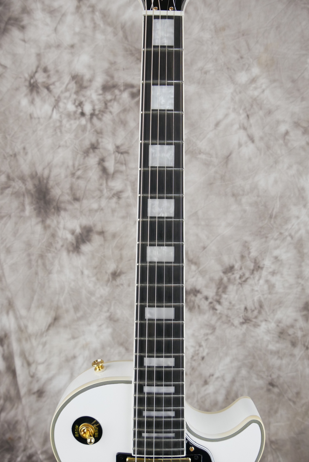 Epiphone_Les_Paul_Custom_white_China_2020-011.JPG