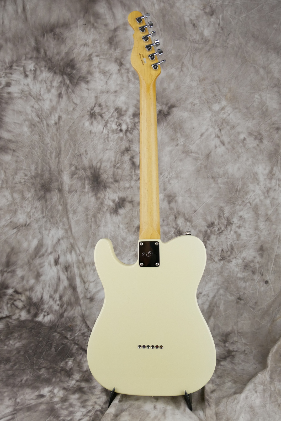 G&L_ASAT_classic_Bluesboy_semi_hollow_no_f_hole_vintage_white_USA_2017-002.JPG