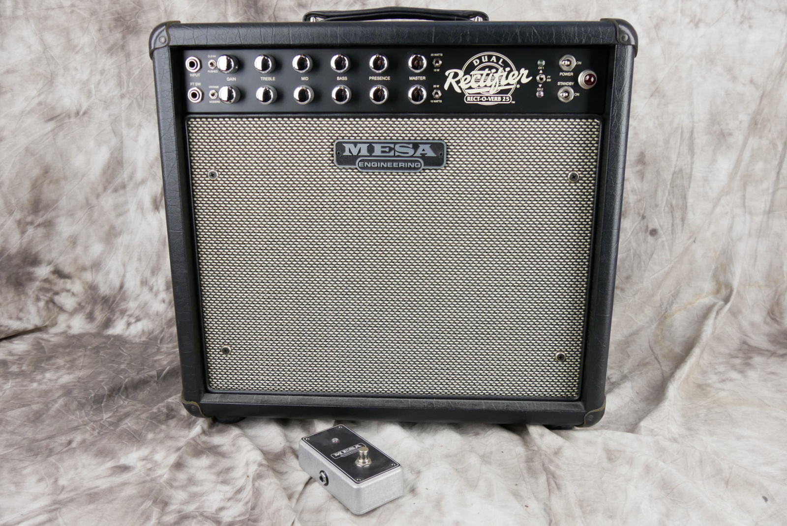 Mesa_Boogie_Rect_O_Verb_25_black_2013-001.JPG