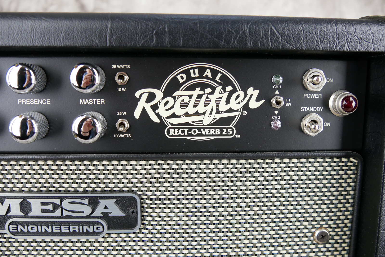 Mesa_Boogie_Rect_O_Verb_25_black_2013-006.JPG