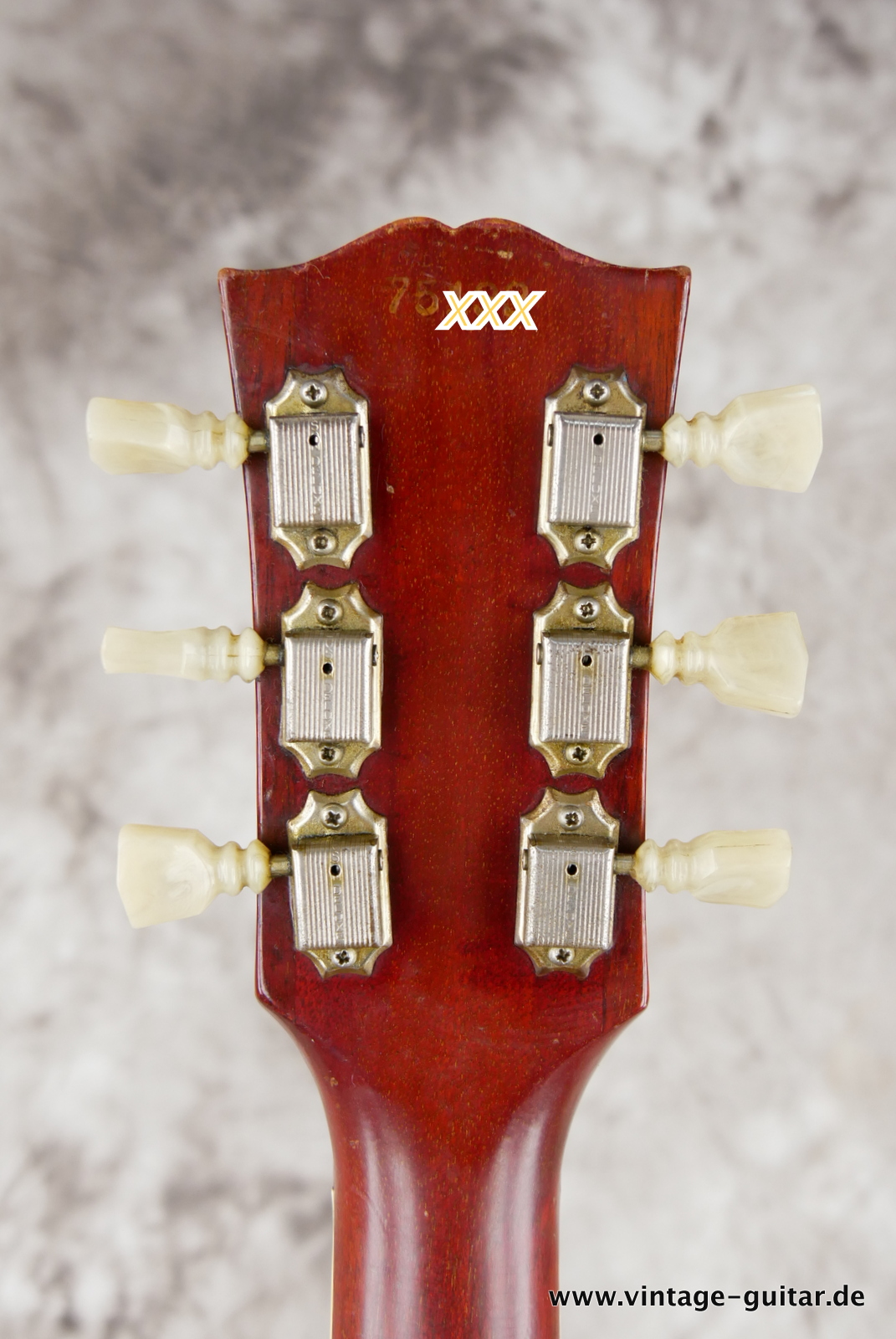 Gibson_ES_335_cherry_1962_pafs_abebridge-004.JPG