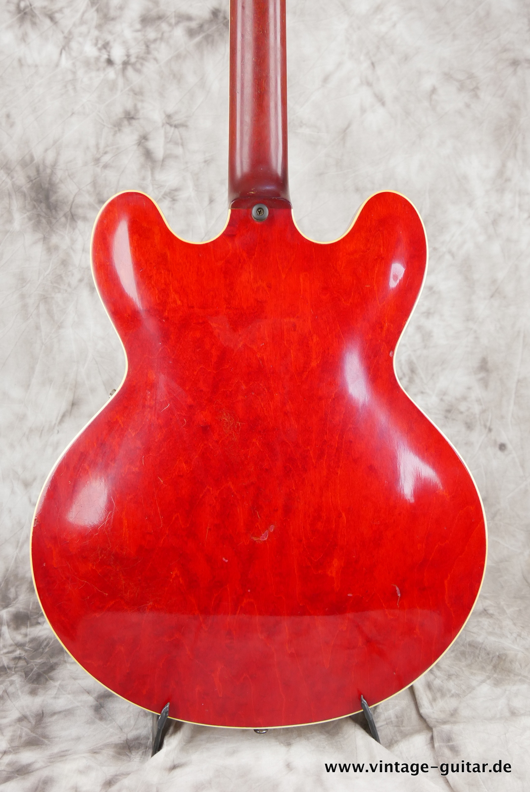 Gibson_ES_335_cherry_1962_pafs_abebridge-008.JPG