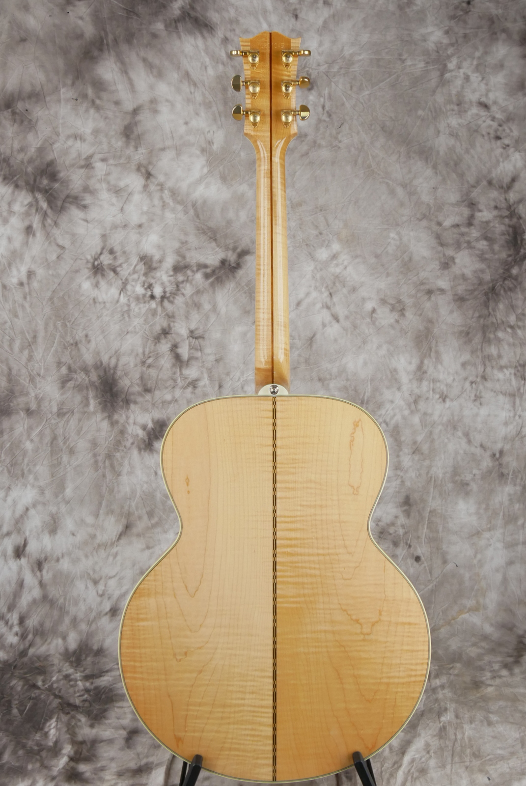 Gibson_SJ_200_standard_natural_2011_incl_case-002.JPG