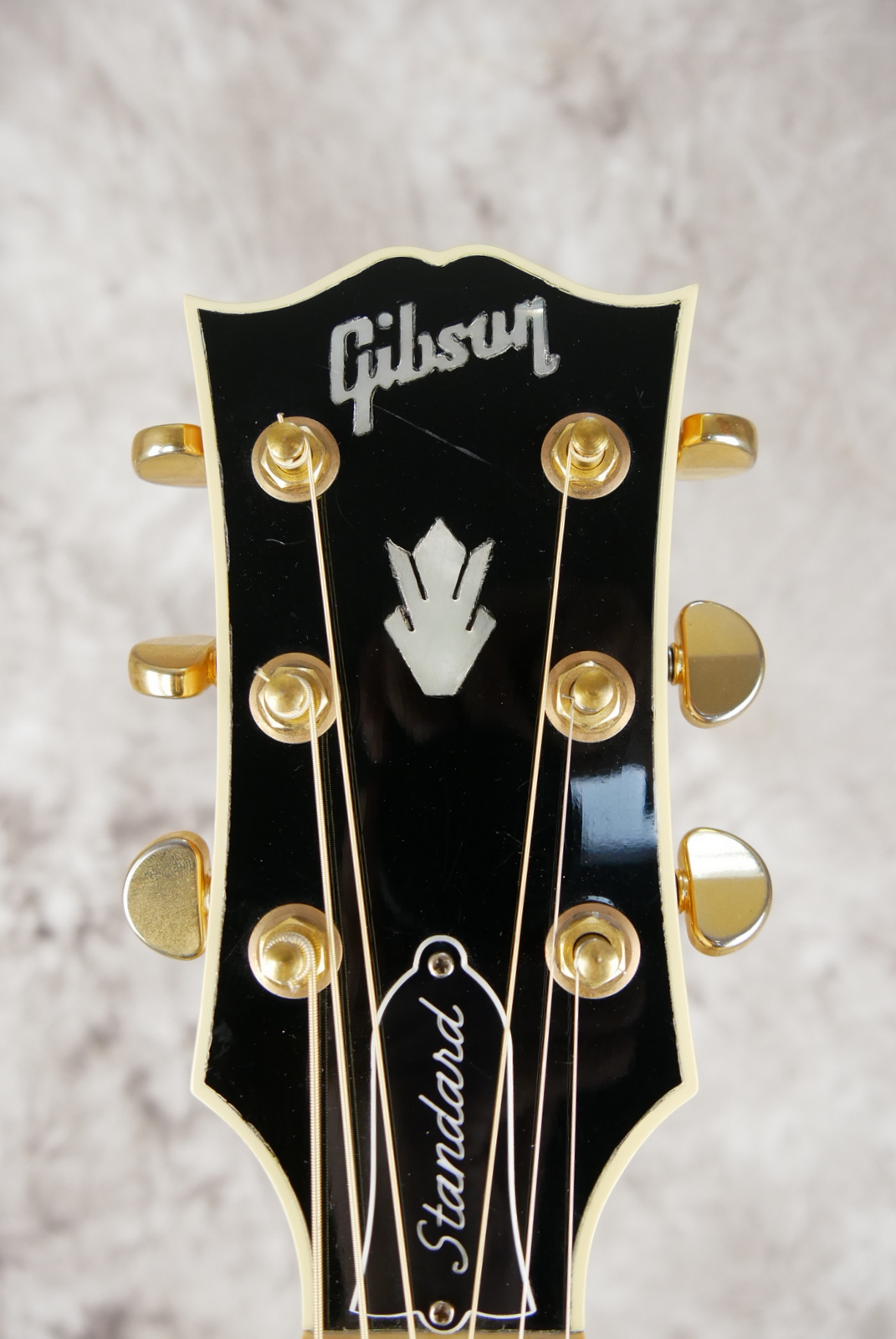 img/vintage/5369/Gibson_SJ_200_standard_natural_2011_incl_case-003.JPG