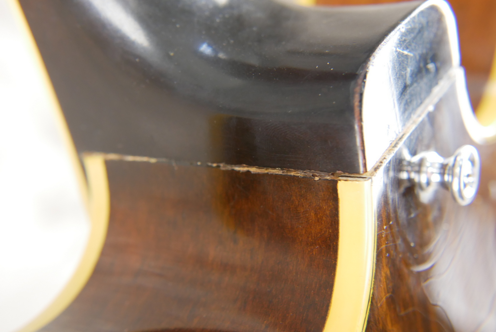 img/vintage/5371/Gibson_ES_150_D_1970_walnut_2,98kg_USA-013.JPG
