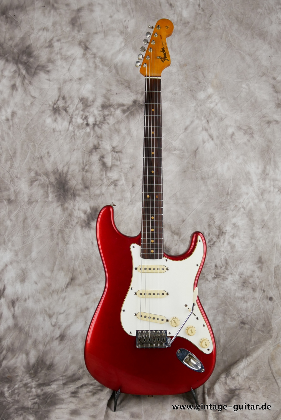 Fender-Stratocaster-1964-candy-apple-red-001.JPG