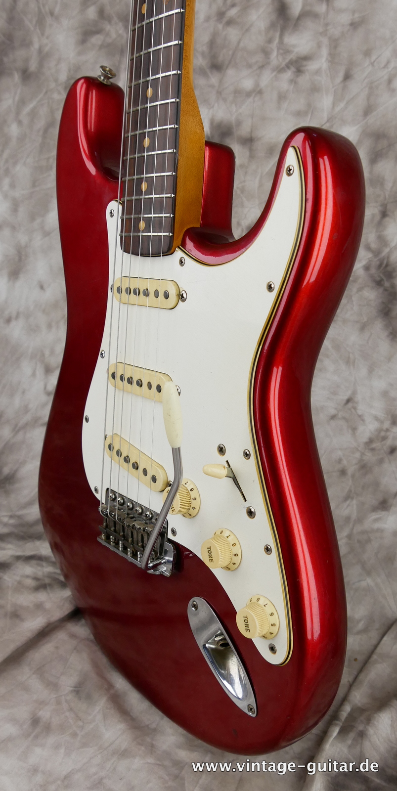 Fender-Stratocaster-1964-candy-apple-red-006.JPG