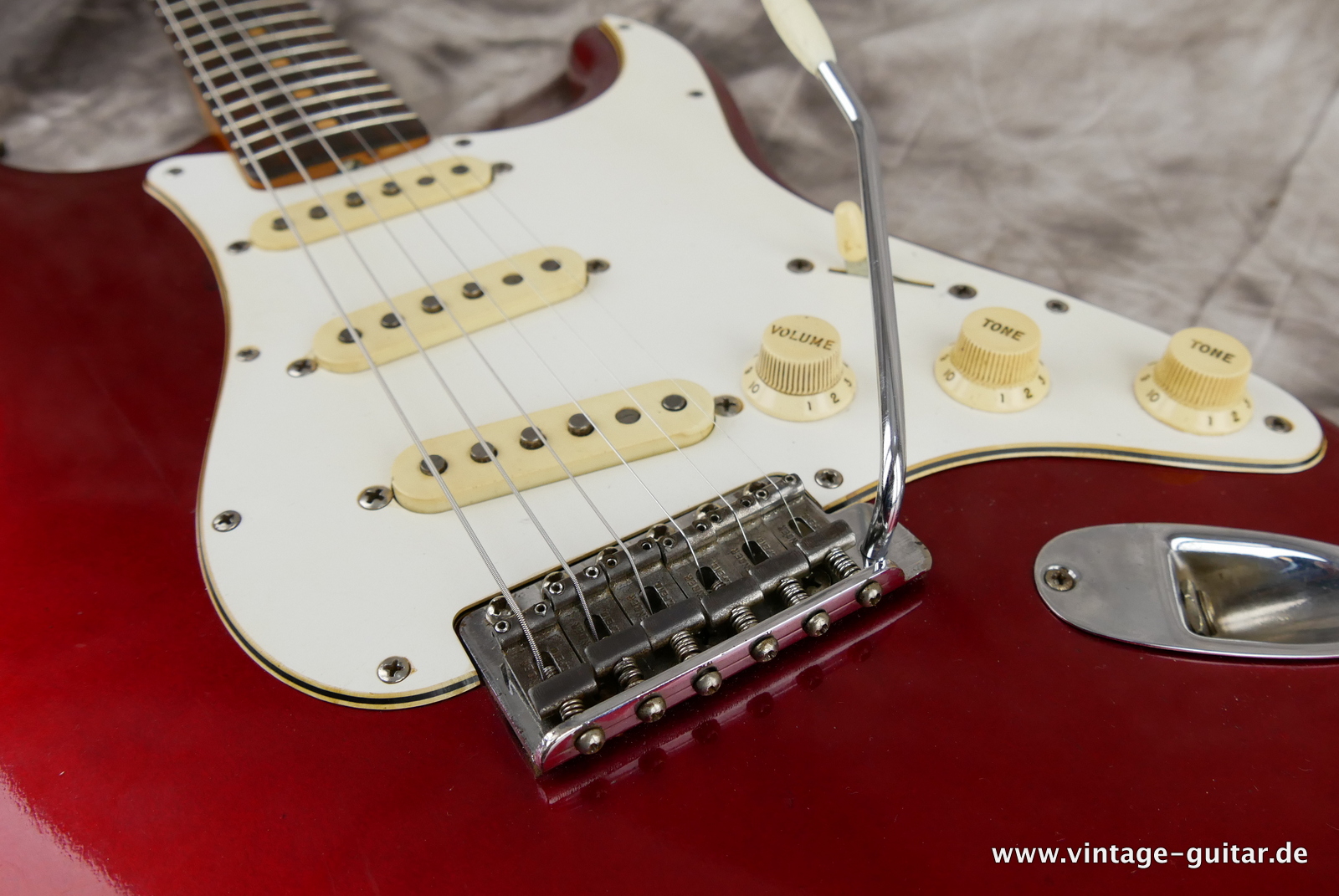Fender-Stratocaster-1964-candy-apple-red-017.JPG