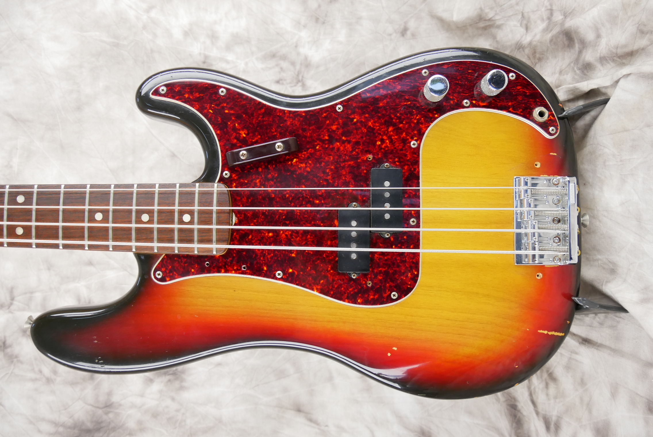 Fender-Precision-Bass-1973-sunburst-003.JPG