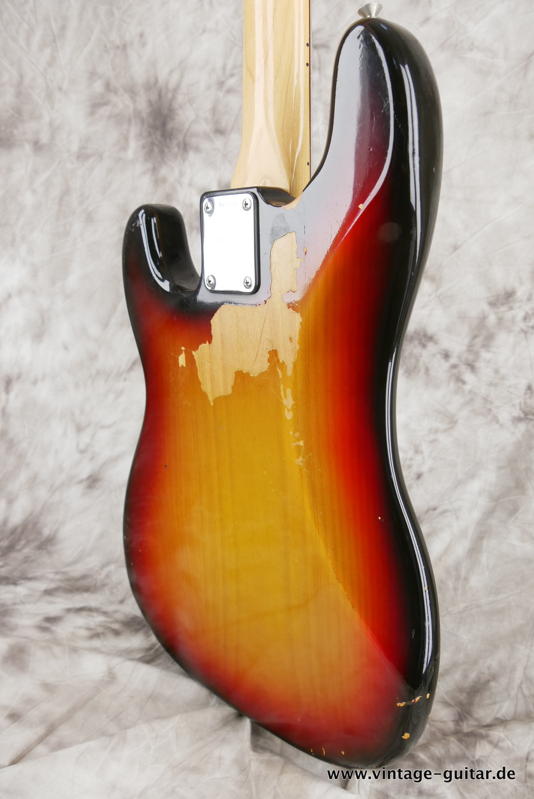 Fender-Precision-Bass-1973-sunburst-008.JPG