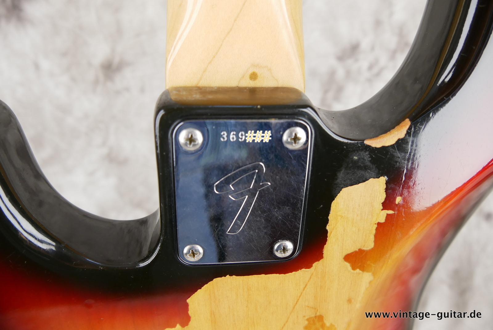 Fender-Precision-Bass-1973-sunburst-013.JPG