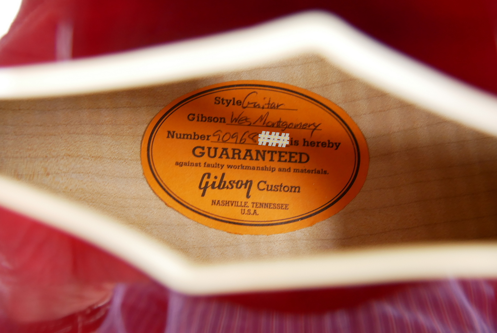 img/vintage/5383/Gibson_L_5_Wes_Montgomery_USA_wine_red_1998-014.JPG