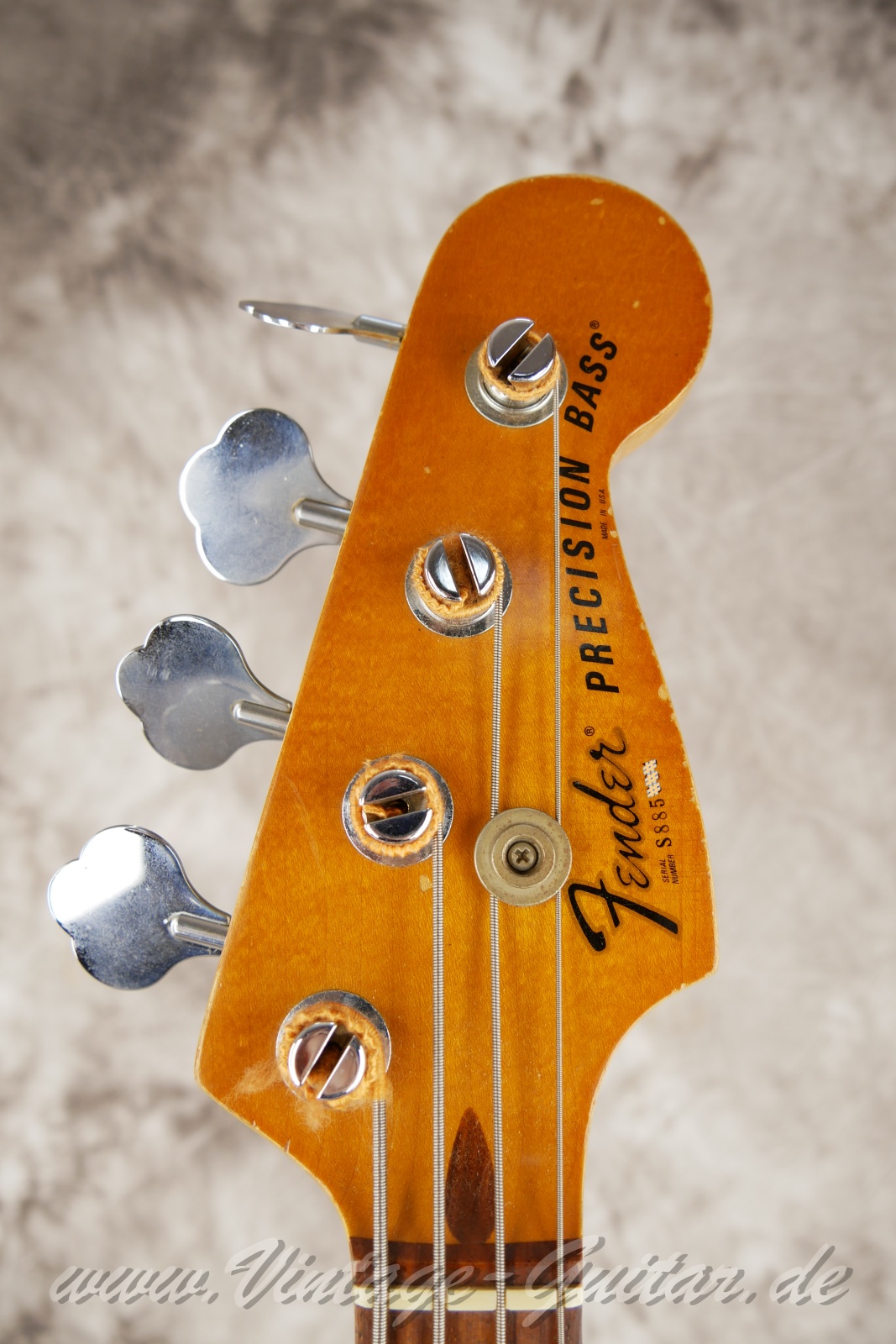 img/vintage/5393/Fender_Precision_bass_Baujahr_1980_USA_natural-003.jpg