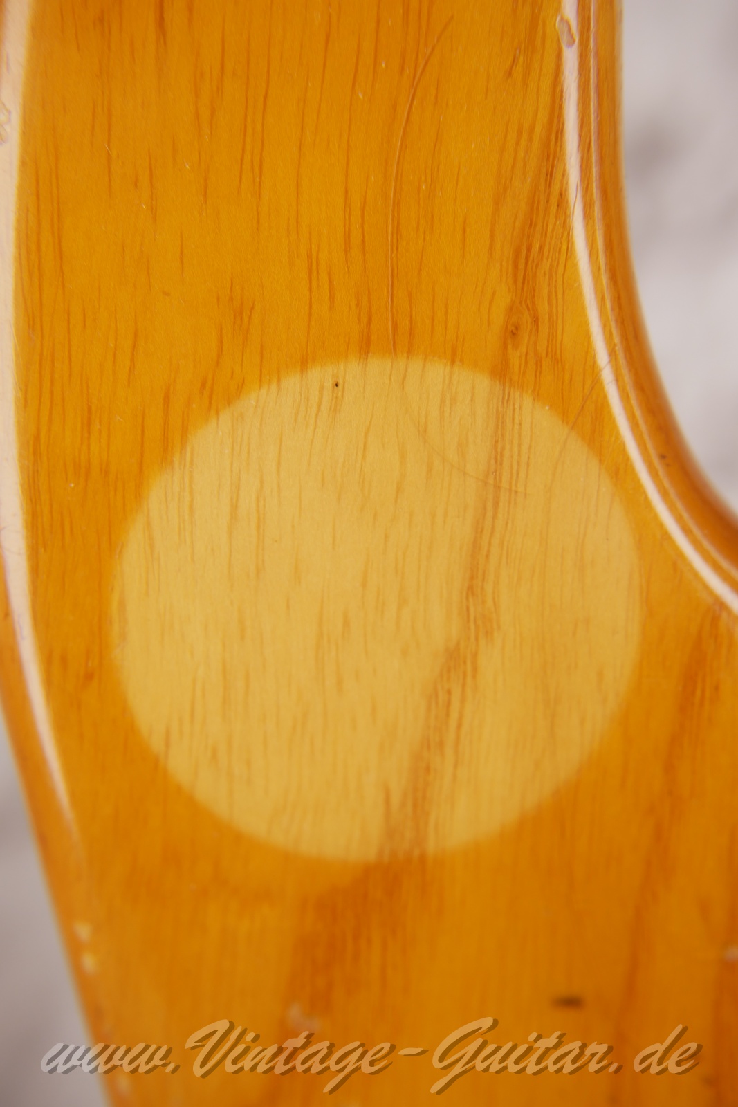 img/vintage/5393/Fender_Precision_bass_Baujahr_1980_USA_natural-014.jpg