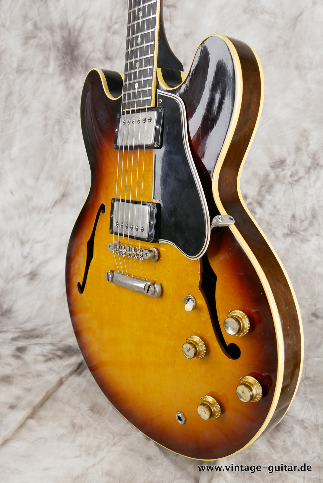 Gibson-ES-335-TD-Dot-1961-PAFs-006.JPG