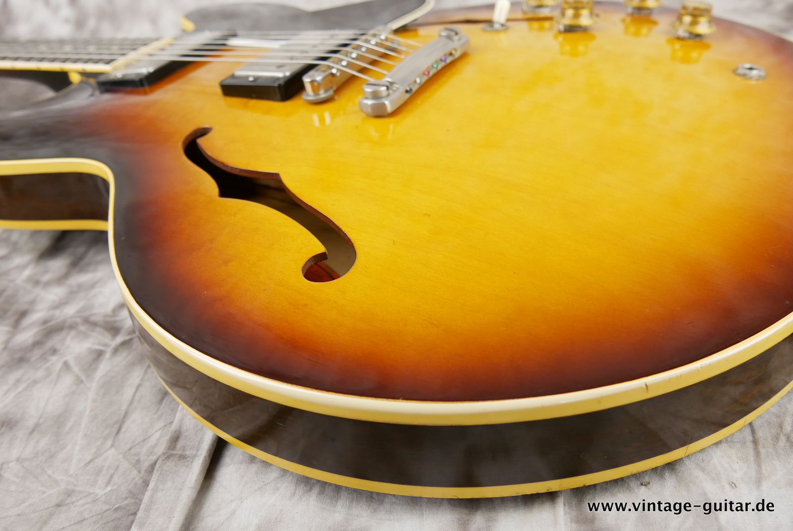 Gibson-ES-335-TD-Dot-1961-PAFs-018.JPG