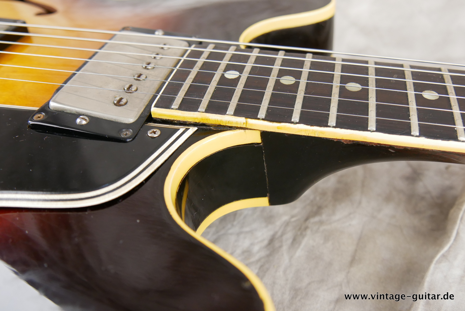 Gibson-ES-335-TD-Dot-1961-PAFs-023.JPG