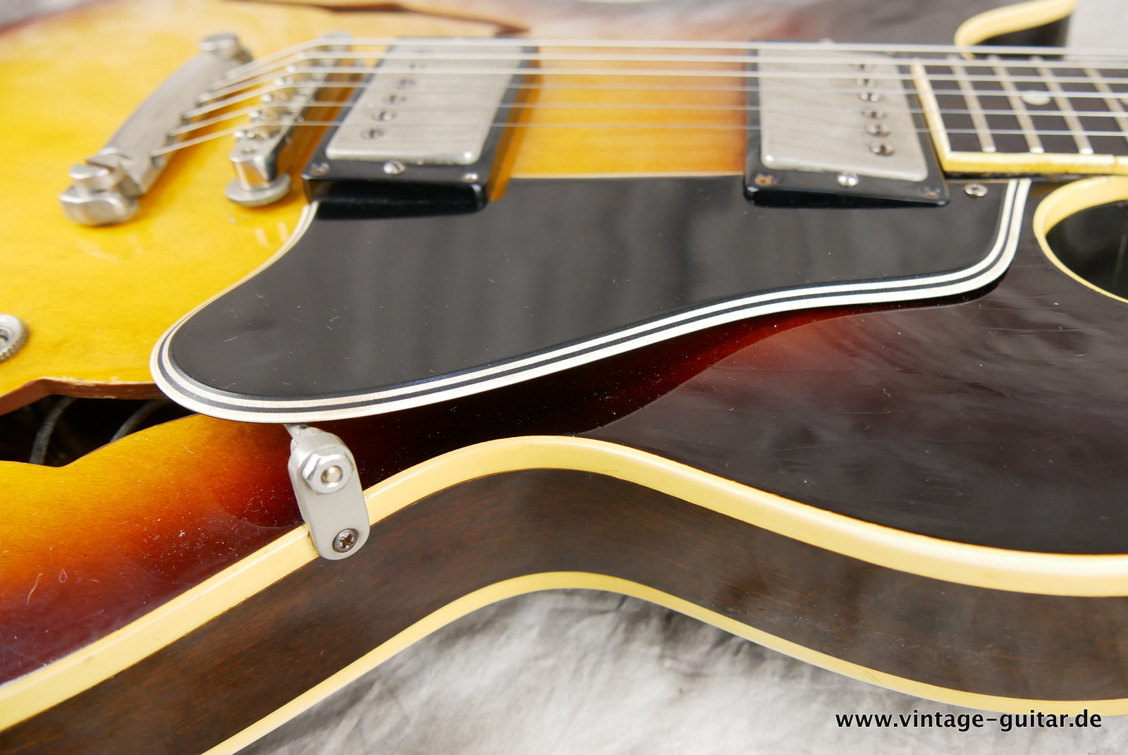 Gibson-ES-335-TD-Dot-1961-PAFs-025.JPG