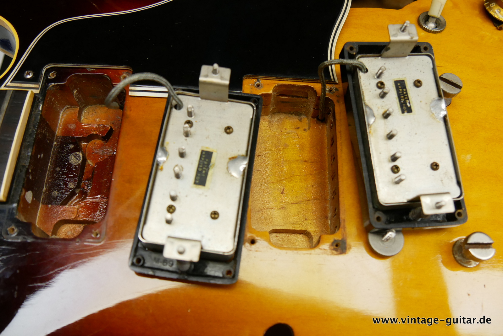 Gibson-ES-335-TD-Dot-1961-PAFs-031.JPG